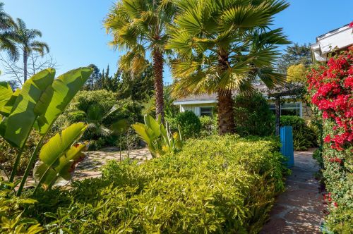 1144 Portesuello Ave, Santa Barbara, CA 93105-4619