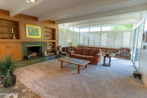 2345 Janin Way, Solvang, CA 93463-9428