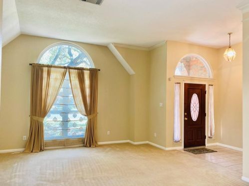 11107 Crossland Dr, Austin TX  78726-1322 exterior