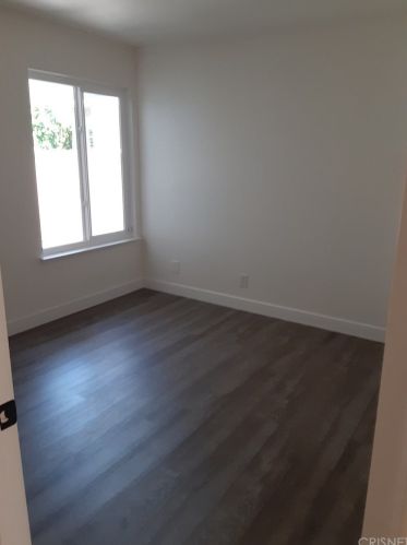 2128 Guerne Ave, Simi Valley CA  93063-2728 exterior