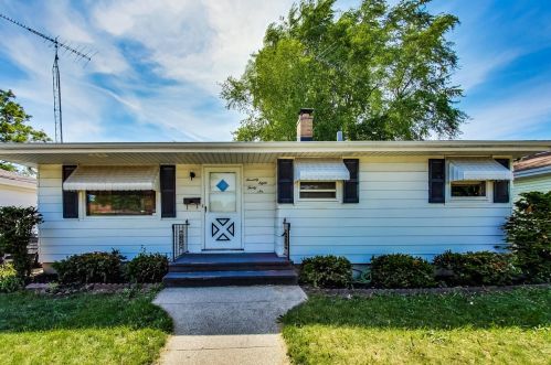 7836 30th Ave, Kenosha, WI 53142-4610