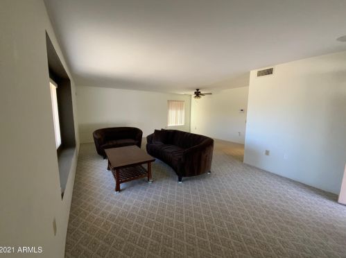 10613 Brookside Dr, Sun City AZ 85351-1013 exterior