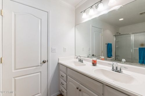 5752 Monte Cristo Ave, Glendale AZ 85306-2230 exterior