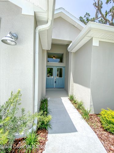 502 Carley Ln, Cocoa, FL 32926-4223