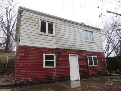 107 Madison Ave, Herminie, PA 15637-1315
