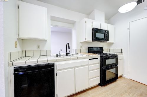 1861 Concannon Dr, Oakley CA  94561-3018 exterior