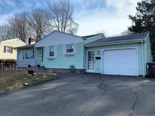 420 Lewis Rd, New Britain, CT 06053-1433