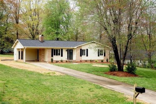 2272 Needlewood Dr, Kernersville NC  exterior