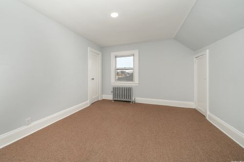 135 Allen St, Hempstead NY  11550-7319 exterior