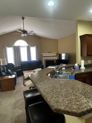 177 Stonegate Blvd, Hermitage PA  16148-8001 exterior