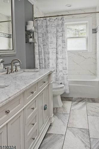 130 College View Dr, Hackettstown NJ  07840-1022 exterior