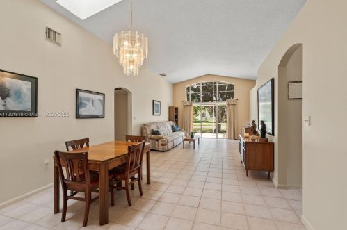 16565 10 St, Hollywood FL  33028-1466 exterior