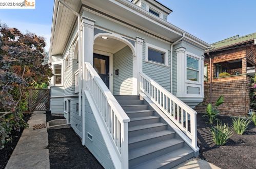 4143 Howe St, Oakland CA 94611-5117 exterior