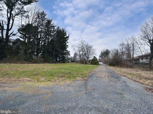 2304 Milltown Rd, Wilmington, DE 19808-4021