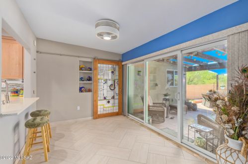 3721 Tres Lomas Dr, Tucson AZ 85749-9418 exterior