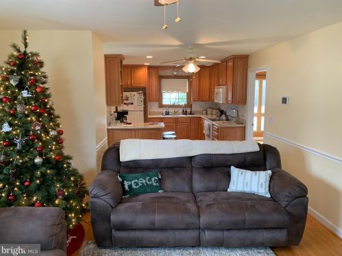 13725 Post Oak Rd, Spotsylvania VA  22551-5443 exterior