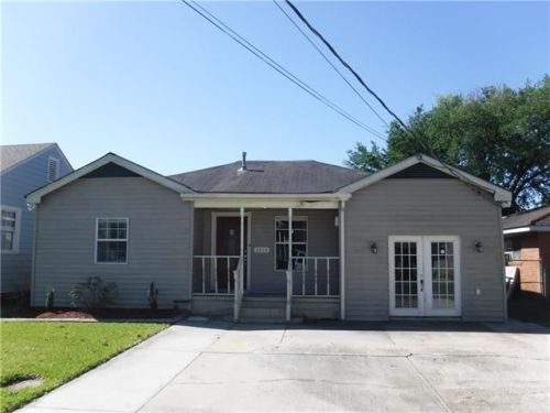 4806 7th St, Marrero, LA 70072-1917