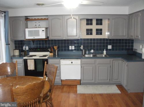 14893 Robinhood Cir, Upton, PA 17225-9409