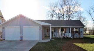 712 Moss St, Defiance, OH 43512-1540