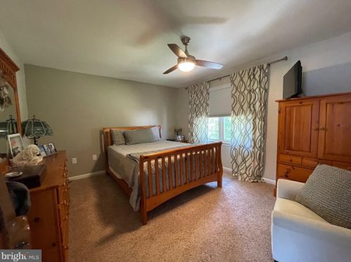 206 Sand Ct, Ephrata PA  17522-2646 exterior