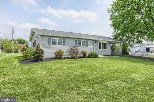 45 Carlton Ave, Carlisle, PA 17013-3115