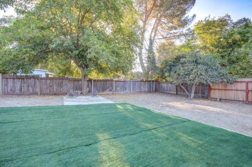 624 Tucker Ave, Lake Nacimiento CA  93446-2726 exterior