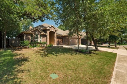 126 Treehaven Ct, Creedmoor, TX 78610-3650