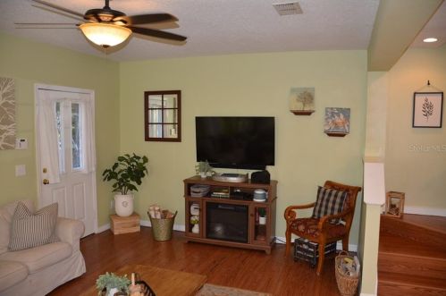 1019 Nash Dr, Kissimmee FL 34747-4310 exterior