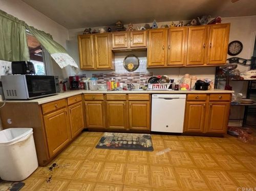 1725 Elgin St, Oroville, CA 95966-5956