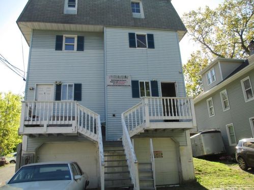 51 River St, Waterbury, CT 06706-1332