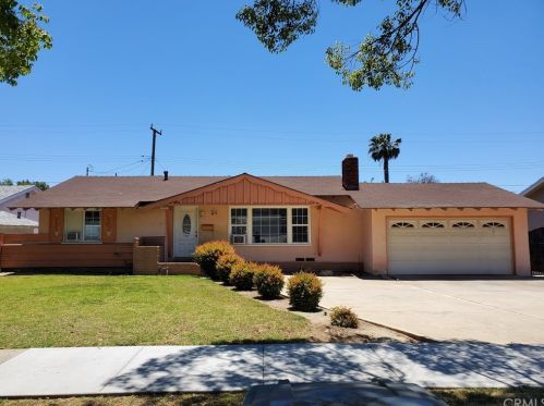 1221 D St, Ontario, CA 91762-2927