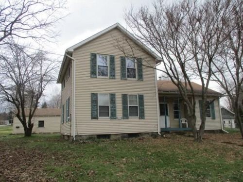 415 Grand St, Corry, PA 16407-1438
