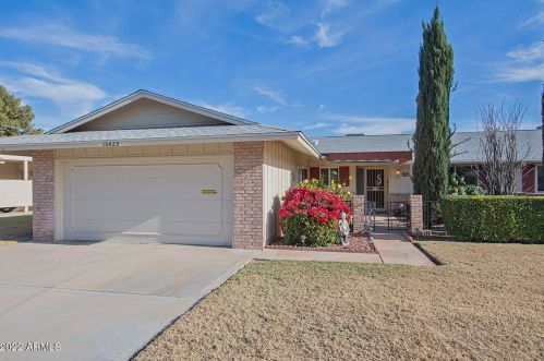 10429 Prairie Hills Cir, Sun City, AZ 85351-1820