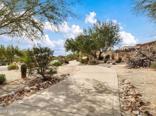 8494 Gilded Perch Dr, Scottsdale AZ 85255-9181 exterior