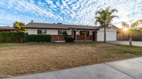 2225 Fairfield St, Mesa, AZ 85213-5210