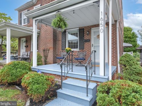 1650 Powell St, Norristown, PA 19401-3022