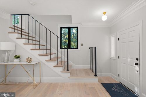3126 Woodley Rd, Washington, DC 20008-3448