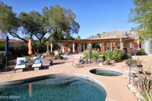 1202 Chula Vista Rd, Tucson AZ  85704-3008 exterior