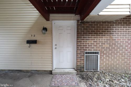 1 Florence Tollgate Pl, Florence NJ  08518-3001 exterior