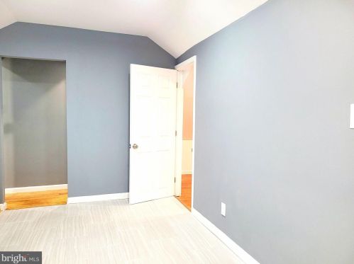 20 Kendall Blvd, Camden NJ  08107-1512 exterior