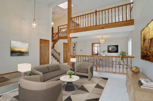 16003 Loyola Dr, Denver, CO 80013-2719