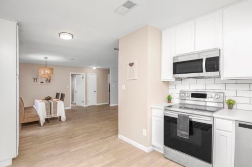 34 6th St, Shalimar FL  32579-1844 exterior