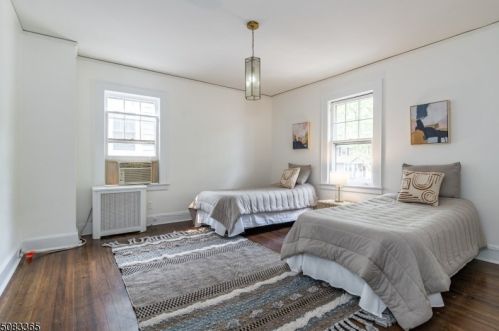 122 Midland Blvd, Maplewood NJ 07040-1809 exterior