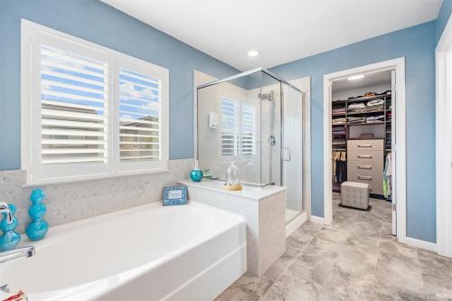 5284 Gramercy Cir, Fairfield CA  94533-6680 exterior