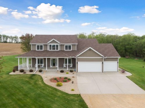 21035 Putting Ave, Hastings, MN 55033-8744