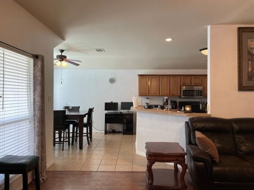 4600 Fox Meadows Ln, Midlothian TX  76063-6741 exterior