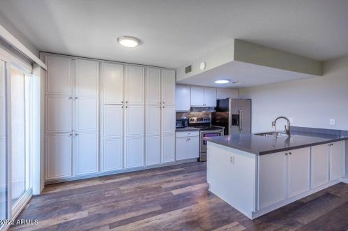 1102 85th Pl, Scottsdale, AZ 85257-4105