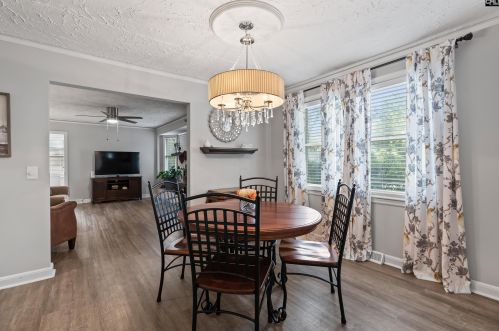 1512 Summerland Dr, Cayce-West Columbia SC  29033-2821 exterior