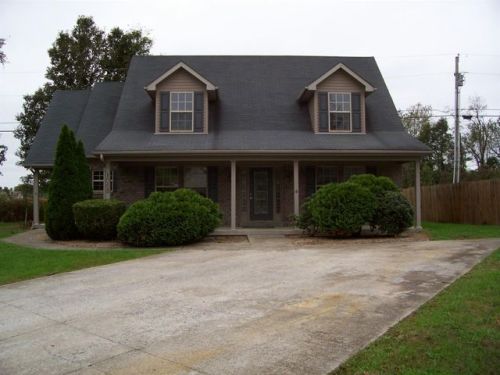 1068 Jd Cir, Berea, KY 40403-9131