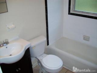 509 Norfolk Cir, Lakeland FL  33801-6041 exterior